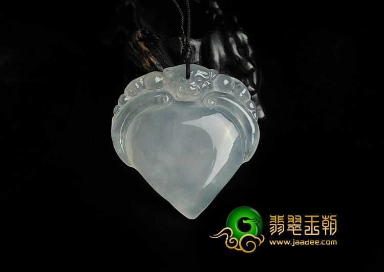 冰种晴水缅甸翡翠A货寿桃挂件