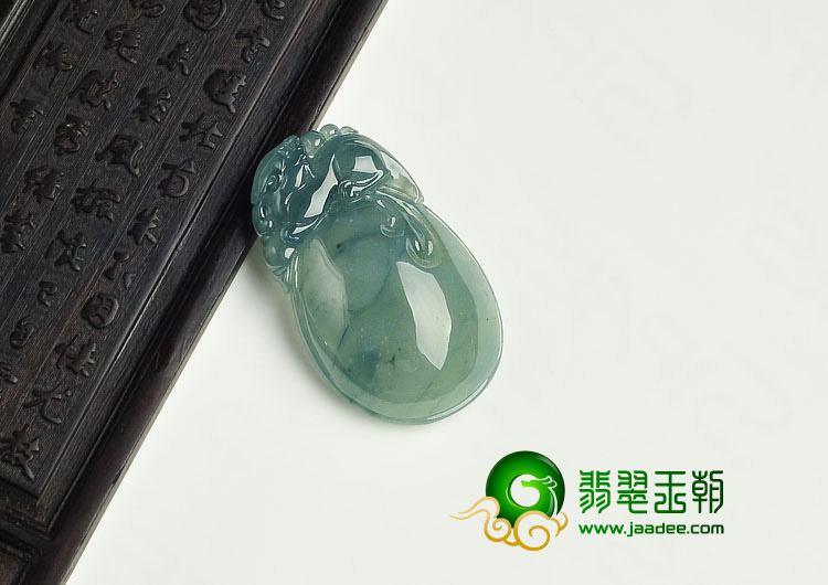 冰种飘花缅甸翡翠A货貔貅报福挂件