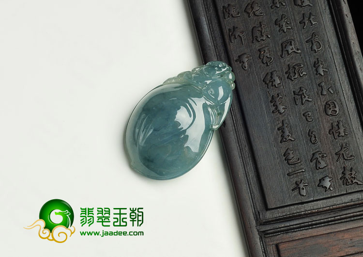 冰种飘花缅甸翡翠A货貔貅报福挂件