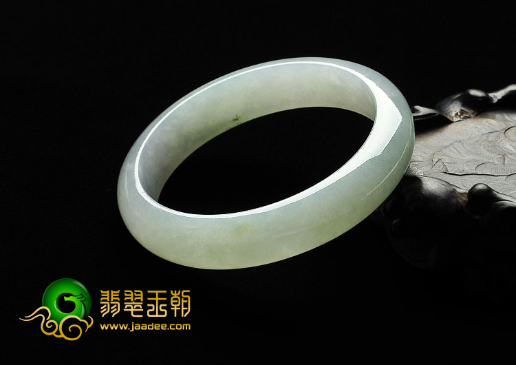 糯冰种晴水缅甸翡翠A货手镯（55.8mm）