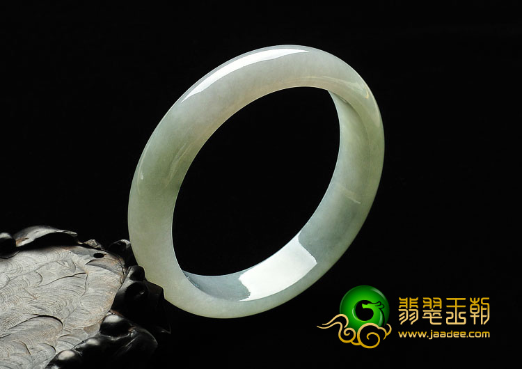 糯冰种晴水缅甸翡翠A货手镯（55.8mm）