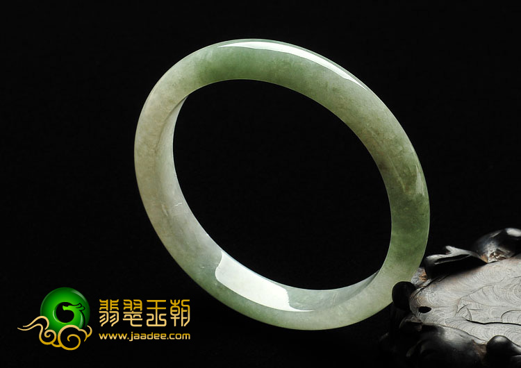 糯冰种晴水缅甸翡翠A货手镯（58.6mm）