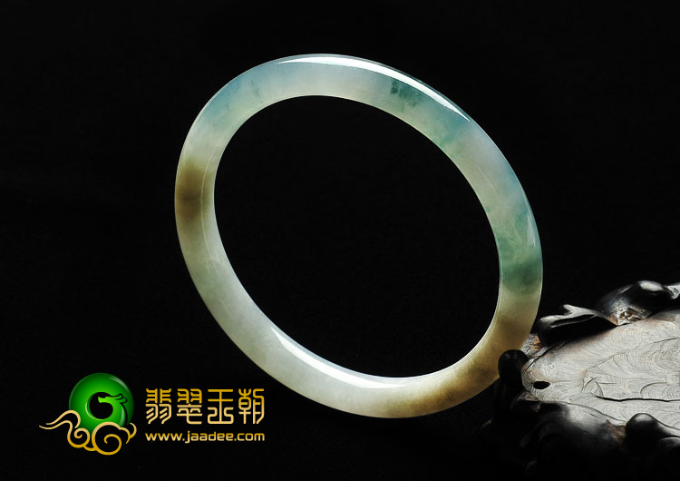 糯冰种飘花缅甸翡翠A货圆条手镯（56.9mm）