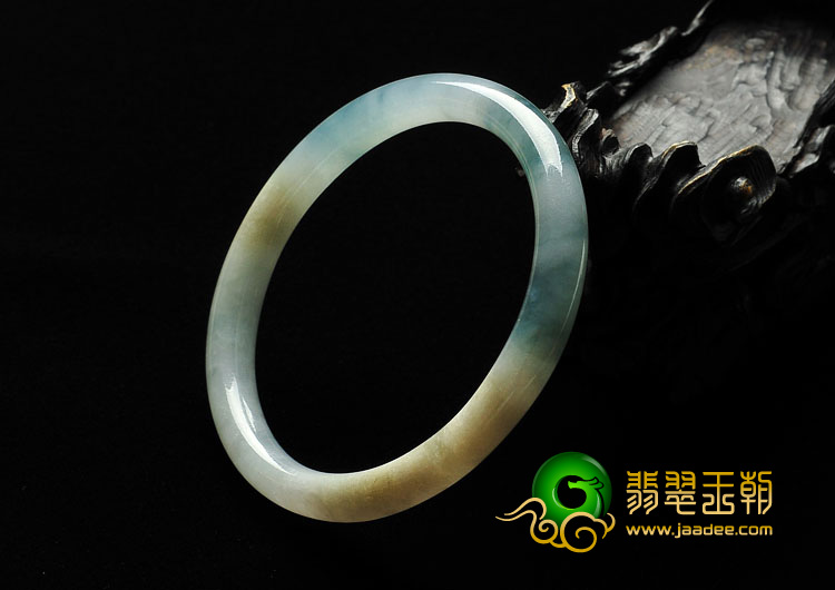 糯冰种飘花缅甸翡翠A货圆条手镯（56.9mm）