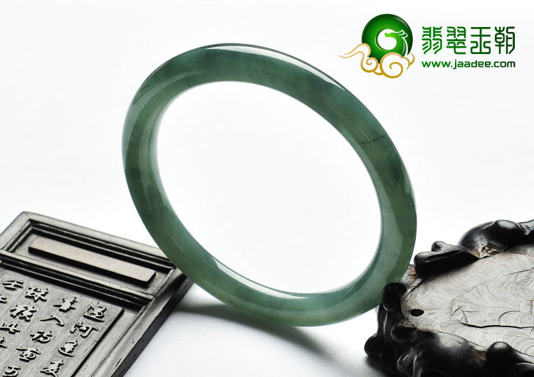 糯冰种蓝水缅甸翡翠A货圆条手镯（54.7mm）