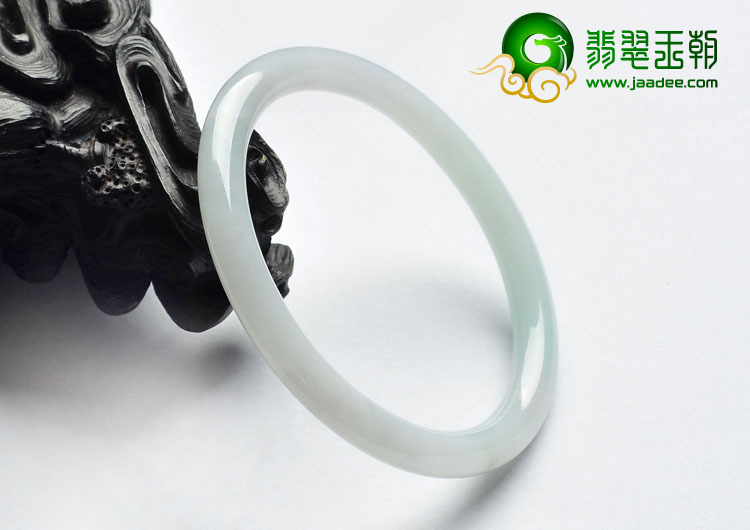 糯冰种晴水缅甸翡翠A货圆条手镯（58.9mm）