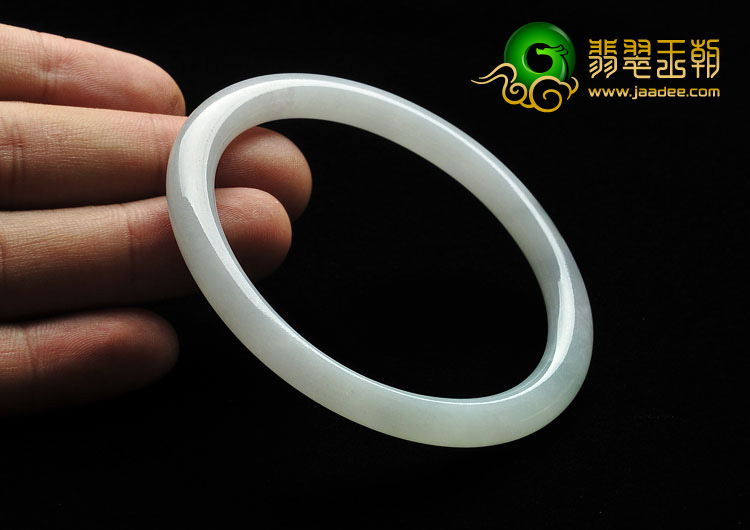 糯冰种晴水缅甸翡翠A货圆条手镯（58.9mm）