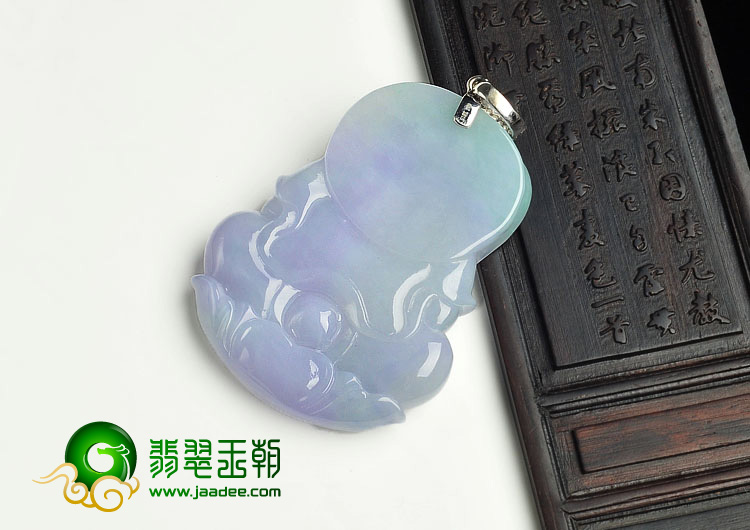 糯冰种春带彩缅甸翡翠A货观音挂件