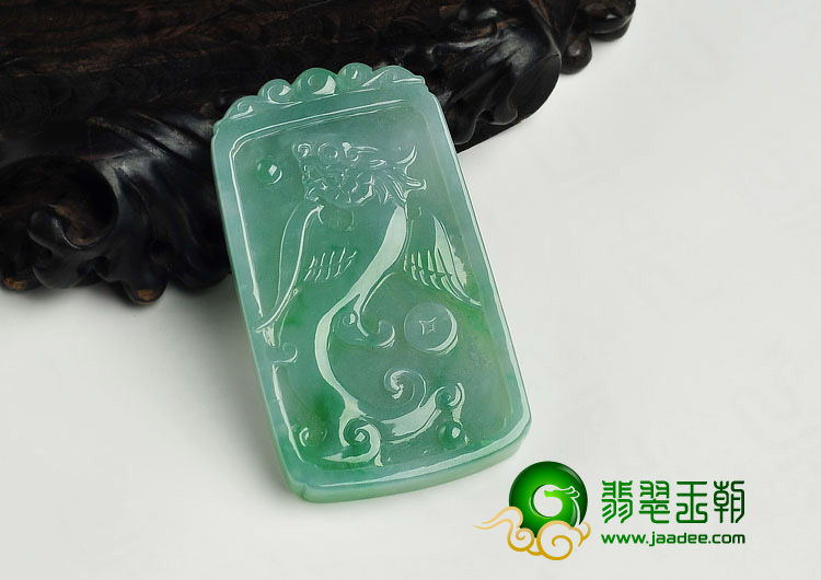 冰种翠色缅甸翡翠A货凤牌挂件
