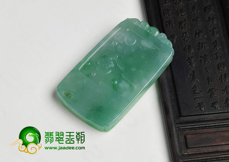 冰种翠色缅甸翡翠A货凤牌挂件