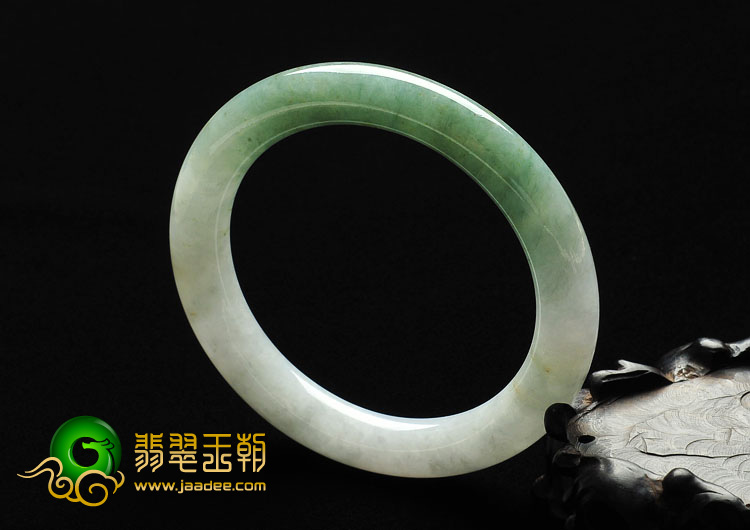 糯冰种晴水缅甸翡翠A货圆条手镯（59.2mm）