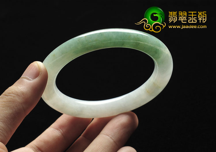 糯冰种晴水缅甸翡翠A货圆条手镯（59.2mm）