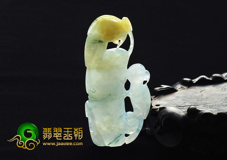 冰种黄翡飘花缅甸翡翠A货节节高挂件