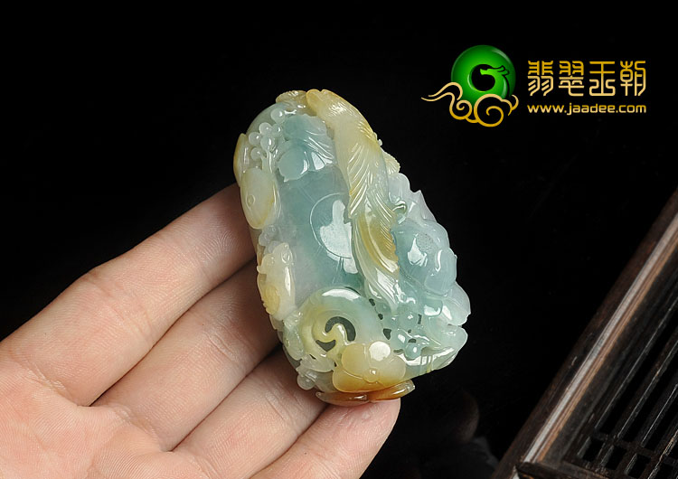 糯冰种多彩缅甸翡翠A货富贵花开挂件
