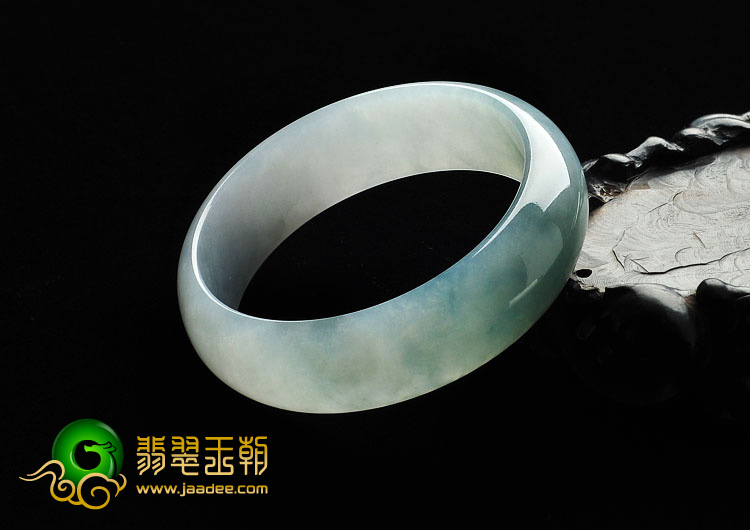 冰种晴水缅甸翡翠A货手镯（57.7mm）