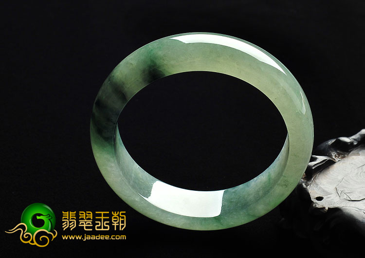 糯冰种飘花缅甸翡翠A货手镯（59.1mm）