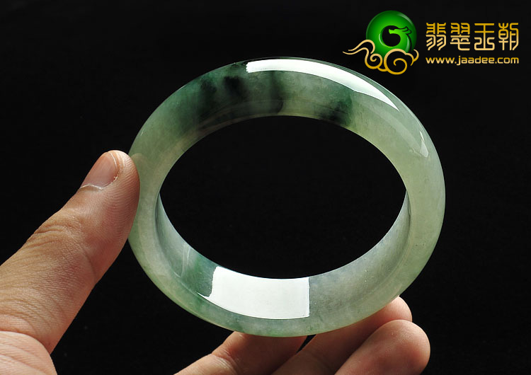 糯冰种飘花缅甸翡翠A货手镯（59.1mm）