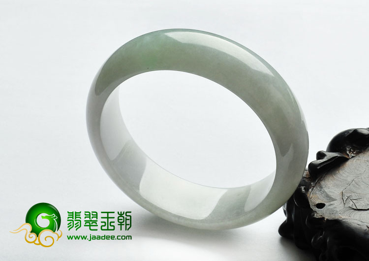 糯冰种晴水缅甸翡翠A货手镯（54.5mm）