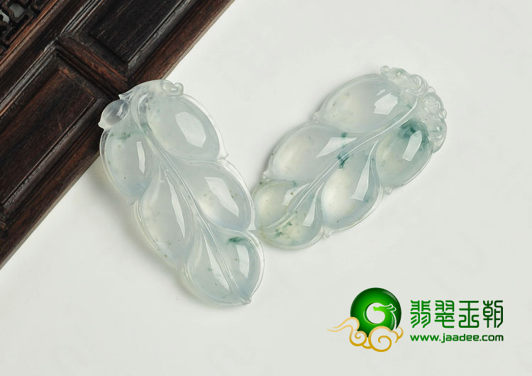 冰种略飘花缅甸翡翠A货叶子挂件（一对）
