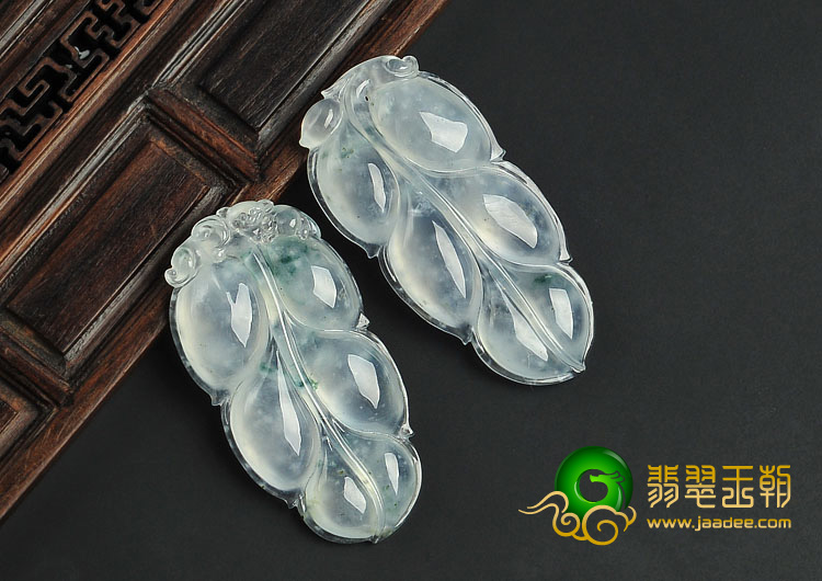 冰种略飘花缅甸翡翠A货叶子挂件（一对）