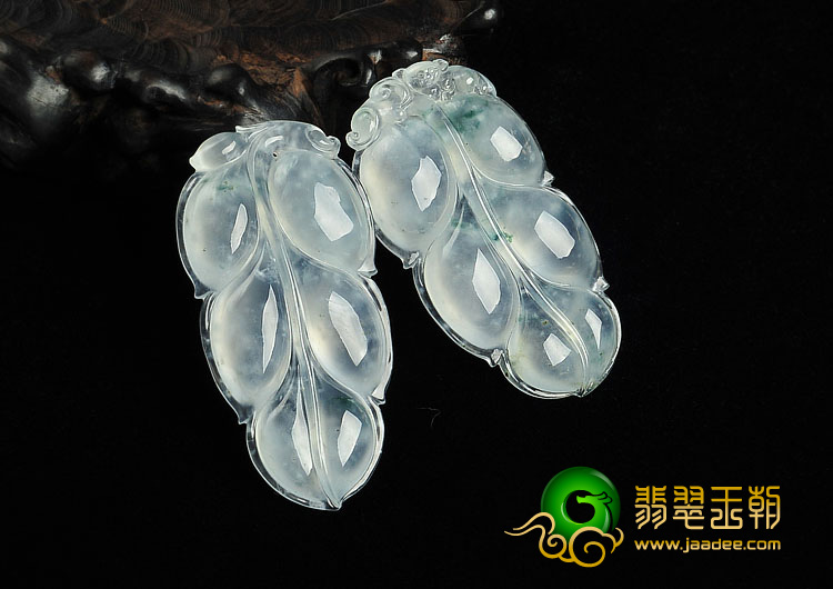 冰种略飘花缅甸翡翠A货叶子挂件（一对）