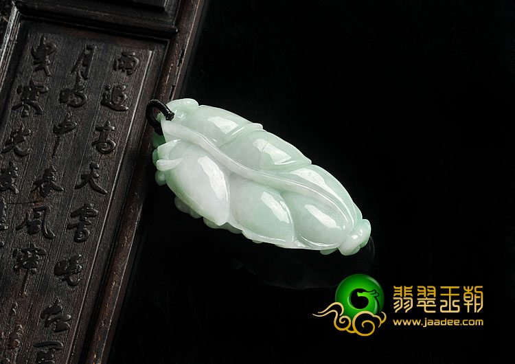 糯冰种春带彩缅甸翡翠A货花开富贵挂件