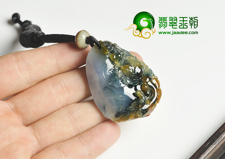 冰种三彩缅甸翡翠A货花开富贵挂件
