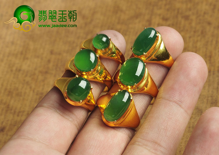 冰玻种晴水缅甸翡翠A货戒面（单价）