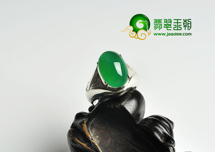 冰种正阳绿缅甸翡翠A货戒面