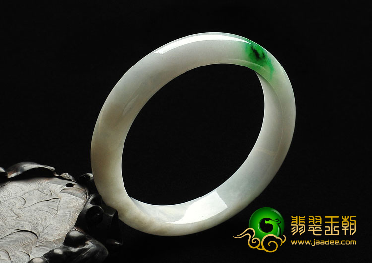 糯冰种飘翠缅甸翡翠A货手镯（55.8mm）