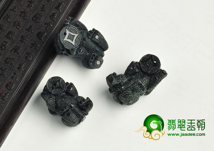 细糯种墨翠缅甸翡翠A货貔貅挂件（单价）