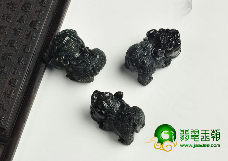 细糯种墨翠缅甸翡翠A货貔貅挂件（单价）