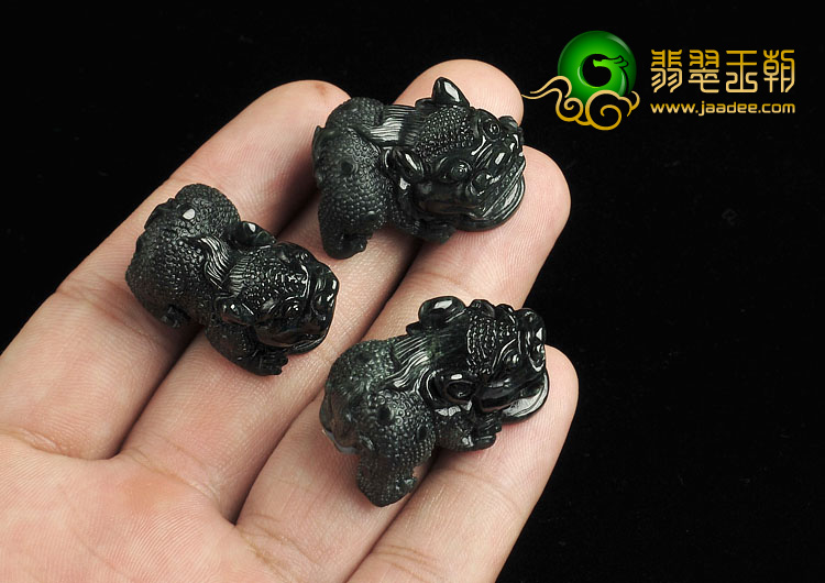 细糯种墨翠缅甸翡翠A货貔貅挂件（单价）