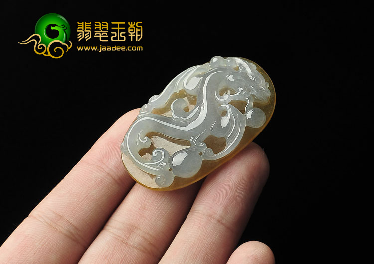 冰种黄翡缅甸翡翠A货飞龙挂件