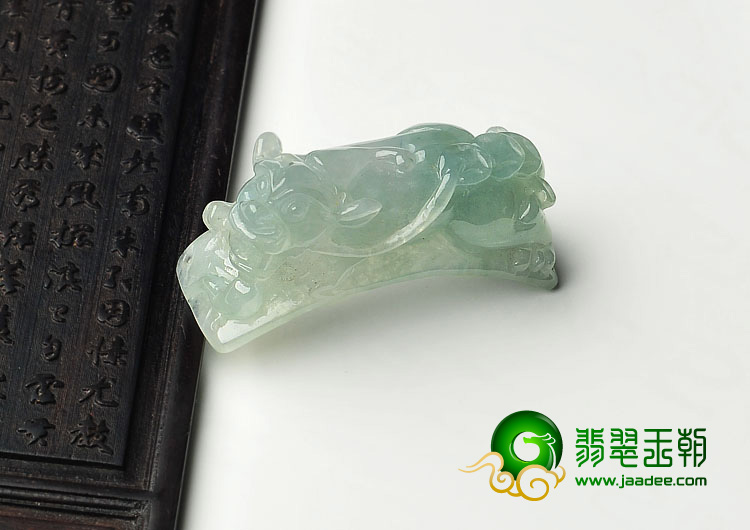 冰种晴水缅甸翡翠A货貔貅手环片/挂件