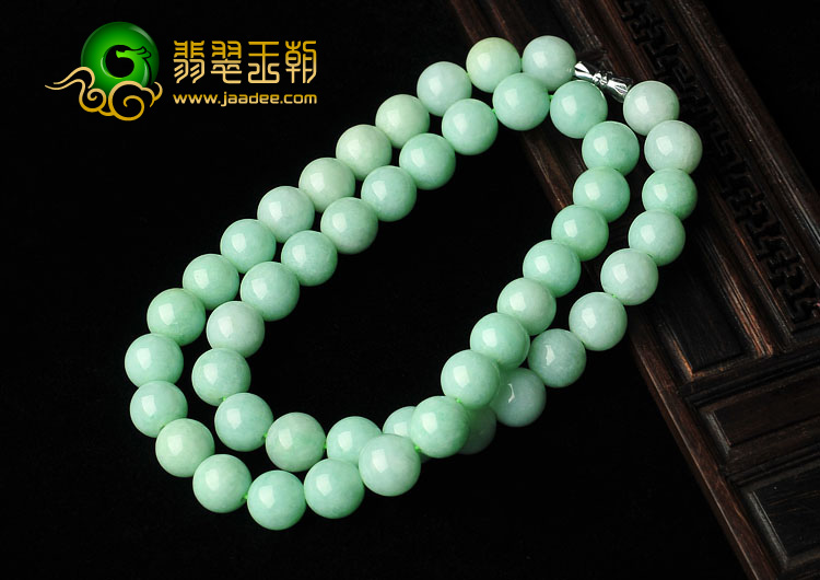 糯冰种豆色缅甸翡翠A货项链