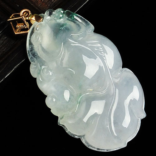 糯冰种晴水略飘花缅甸翡翠A货金鱼挂件