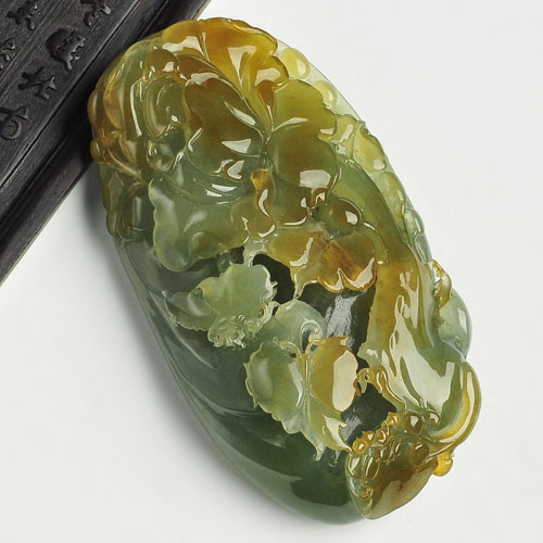 冰种褐黄翡缅甸翡翠A货蝶恋花挂件