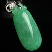 糯冰种阳绿缅甸翡翠A货镶金扣满绿福瓜胸坠
