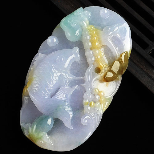 糯冰种三彩缅甸翡翠A货年年有余挂件