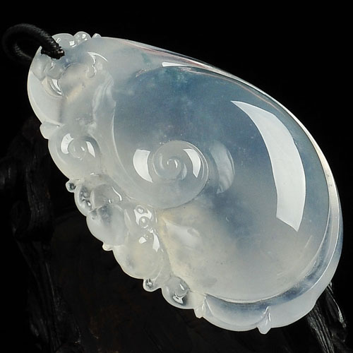 冰玻种略飘花缅甸翡翠A货如意挂件