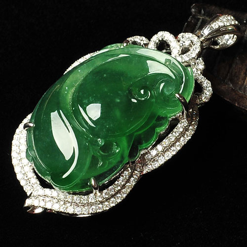 冰种翠色缅甸翡翠A货镶白金如意胸坠（真钻）