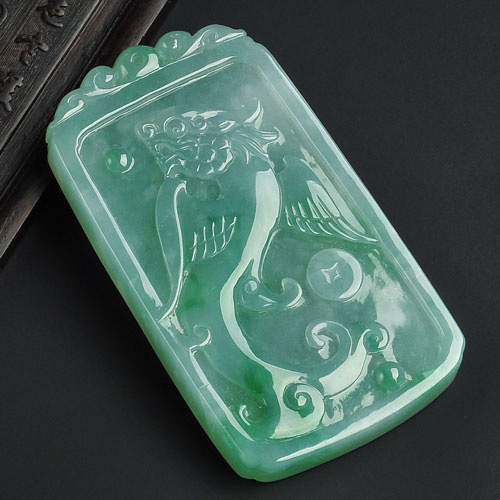 冰种翠色缅甸翡翠A货凤牌挂件