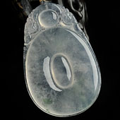 冰玻种略飘花缅甸翡翠A货双龙如意挂件