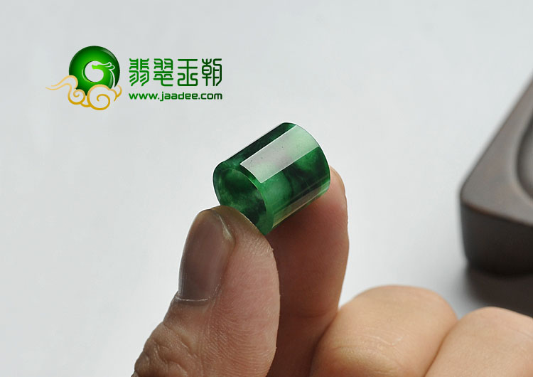 糯冰种廯加绿缅甸翡翠A货路路通挂件