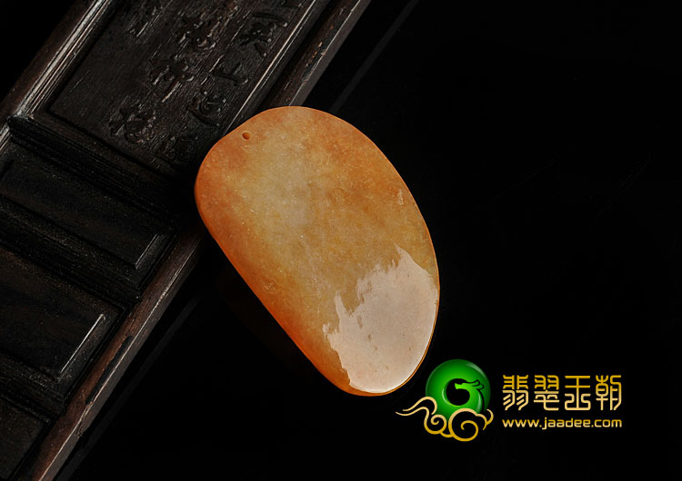糯冰种红黄翡缅甸翡翠A货观音头挂件