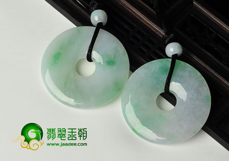 糯冰种淡春带彩缅甸翡翠A货平安扣挂件（单价）