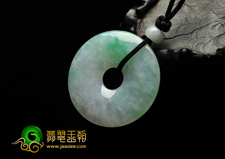 糯冰种淡春带彩缅甸翡翠A货平安扣挂件（单价）