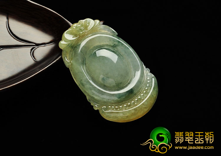 冰种褐黄翡飘花缅甸翡翠A货福在眼前挂件
