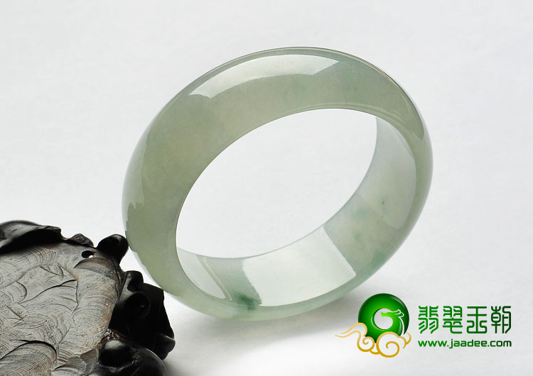 冰种晴水略飘花缅甸翡翠A货贵妃镯（54.5mm-49.2mm）